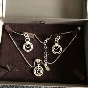 Necklace and Dangle Earrings Set